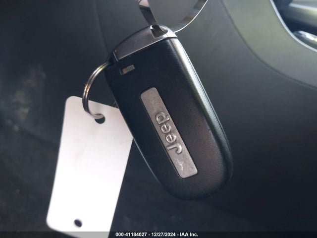 Jeep Cherokee Limited 2016 1C4PJMDSXGW203581 Image 11