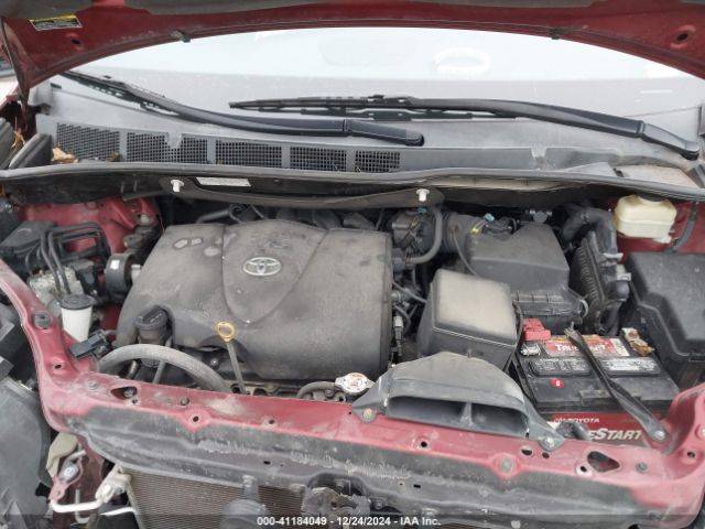 5TDYZ3DC6HS820641 Toyota Sienna Xle/limited