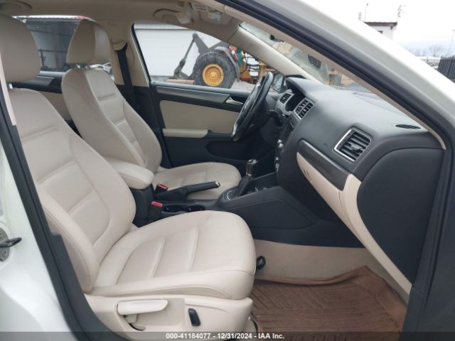 3VW3L7AJ1EM425801 Volkswagen Jetta 2.0l Tdi