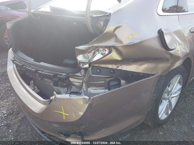 1G1ZD5ST9JF156982 Chevrolet MALIBU LT