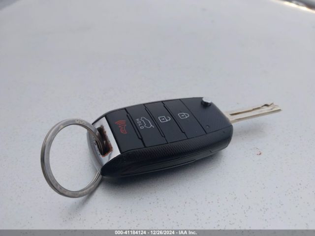 5XYKTDA70EG503953 KIA Sorento Lx V6