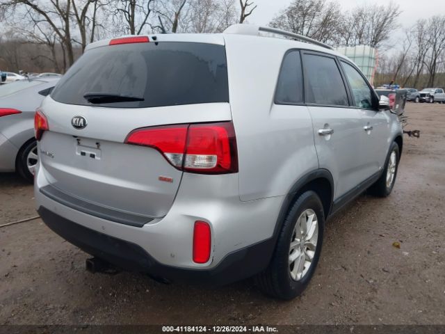 5XYKTDA70EG503953 KIA Sorento Lx V6