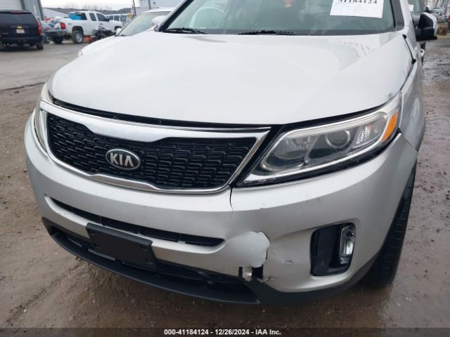 5XYKTDA70EG503953 KIA Sorento Lx V6