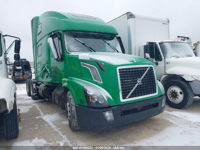 Продаж на аукціоні авто 2018 Volvo Vnl, vin: 4V4NC9EH9JN895433, номер лоту: 41184233
