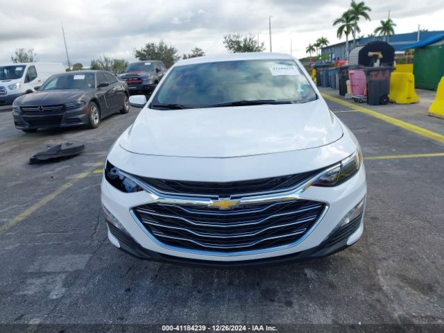1G1ZD5ST4SF141582 Chevrolet Malibu Fwd 1lt