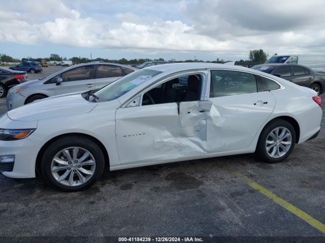 1G1ZD5ST4SF141582 Chevrolet Malibu Fwd 1lt