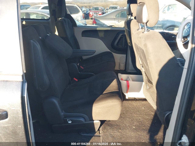 2C4RDGCG8GR355799 Dodge Grand Caravan Sxt