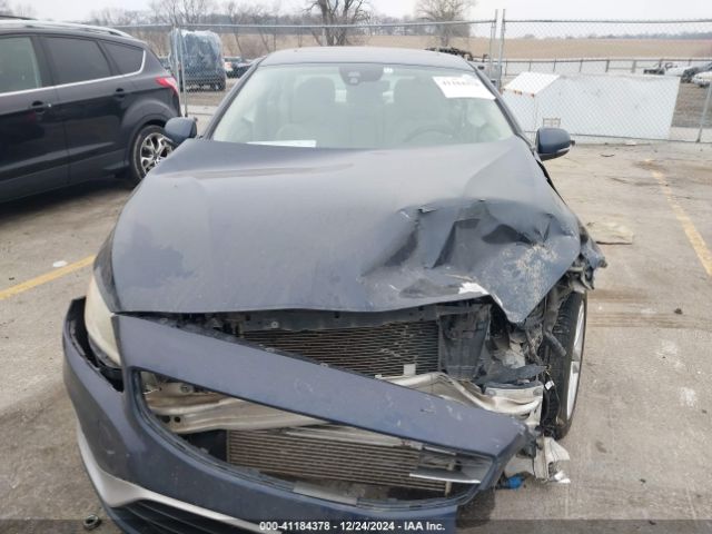 YV126MFK1F2336786 Volvo S60 T5 Premier