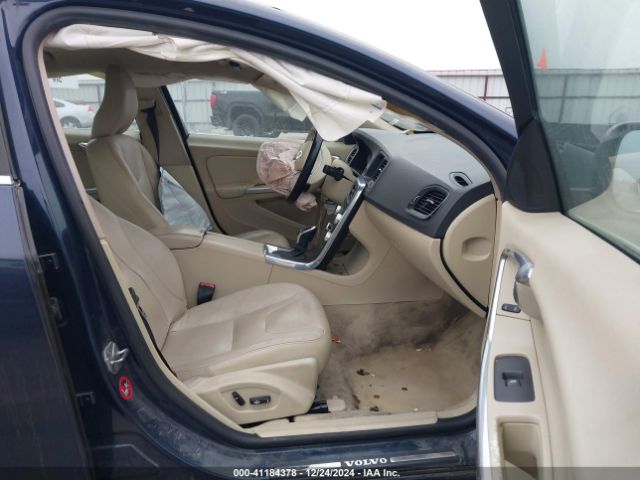 YV126MFK1F2336786 Volvo S60 T5 Premier
