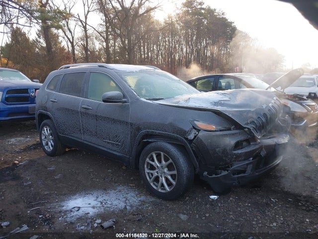 1C4PJLLB8JD553726 Jeep Cherokee Latitude Plus Fwd