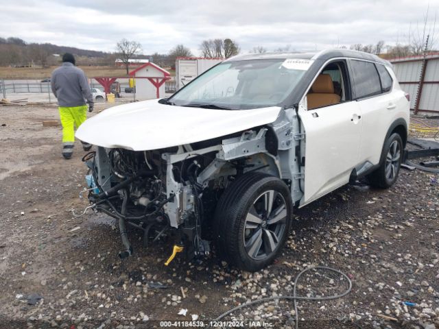 JN8AT3DCXMW103886 Nissan Rogue Platinum Fwd