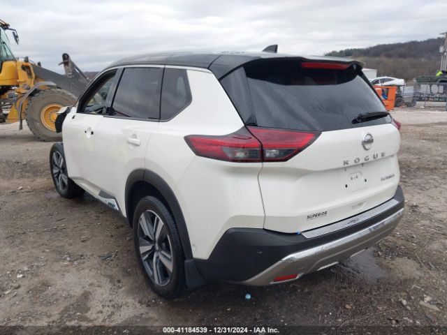 JN8AT3DCXMW103886 Nissan Rogue Platinum Fwd