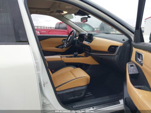JN8AT3DCXMW103886 Nissan Rogue Platinum Fwd