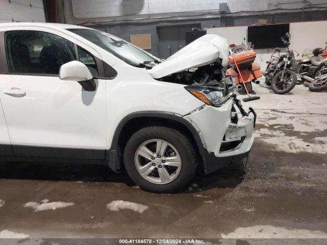 KL7CJNSB7MB343837 Chevrolet Trax Awd Ls