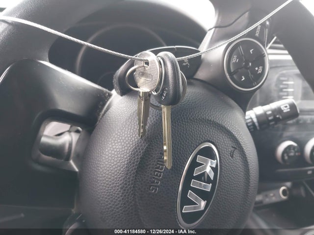 KIA SOUL + 2015 KNDJP3A58F7204136 Image 11