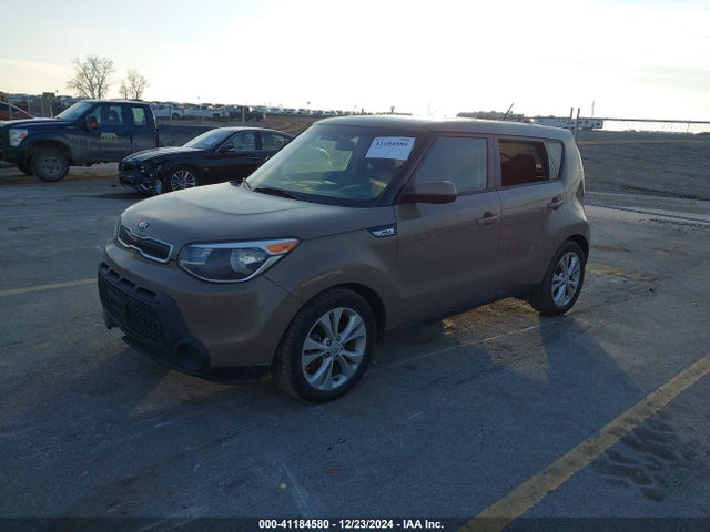 KIA SOUL + 2015 KNDJP3A58F7204136 Image 2