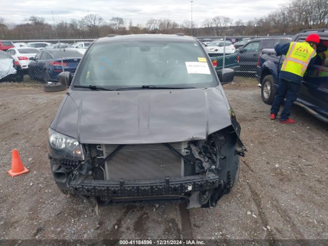 2C4RDGEG0JR345370 Dodge Grand Caravan Gt