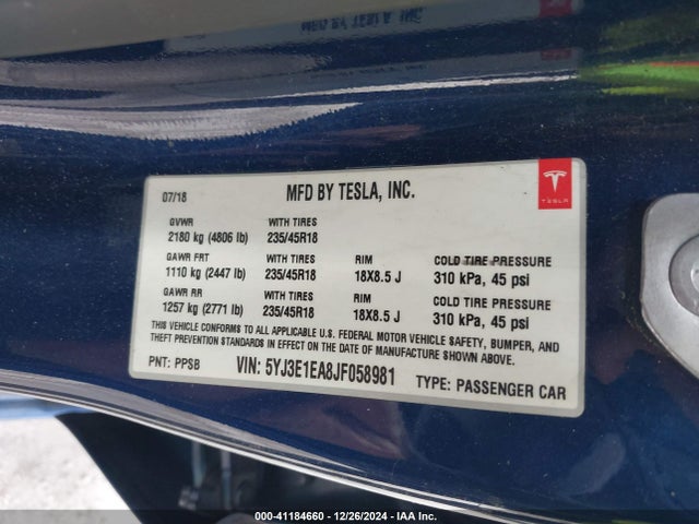 2018 TESLA MODEL 3 5YJ3E1EA8JF058981 Photo 8