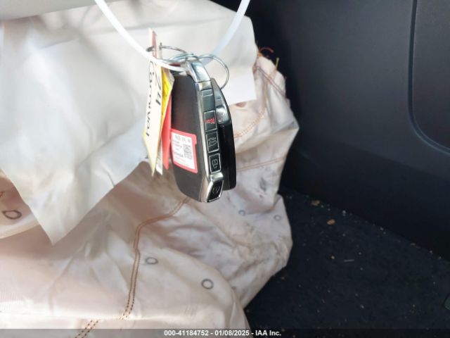 KNDNC5H33R6420578 KIA Carnival Mpv Ex