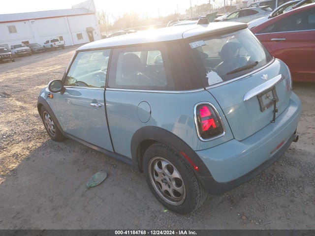 2013 MINI HARDTOP WMWSU3C51DT684807 Photo 2
