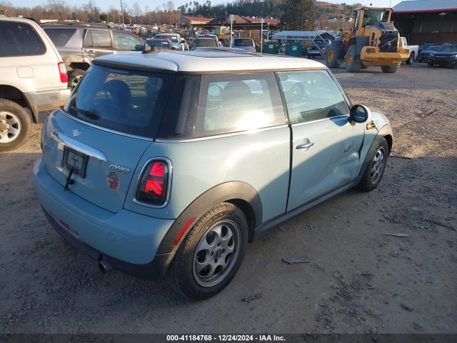 2013 MINI HARDTOP WMWSU3C51DT684807 Photo 3