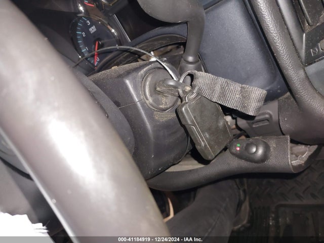 1GCVKRECXHZ394931 Chevrolet Silverado 1500 1lt