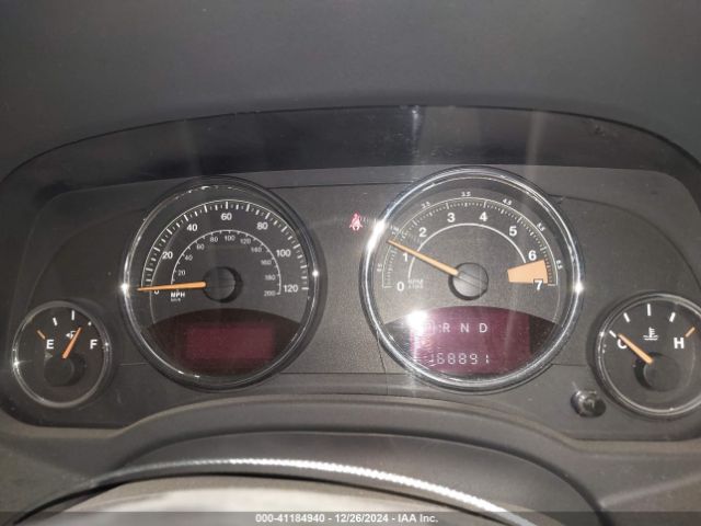 1C4NJCEB1ED802295 Jeep Compass Latitude