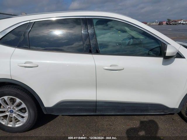 Ford ESCAPE SE 2020 1FMCU0G60LUC53971 Image 13