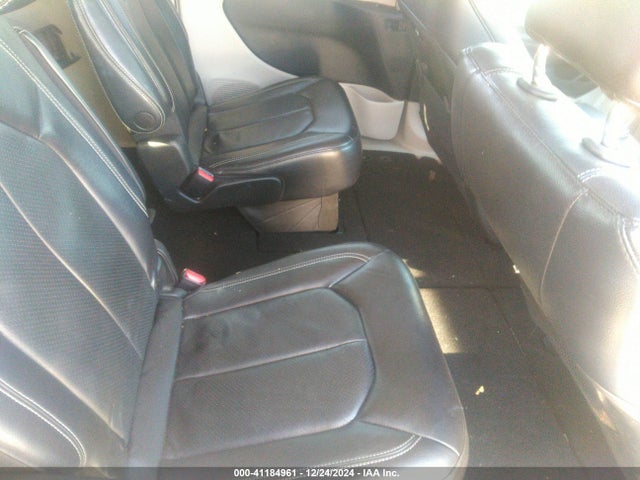 Chrysler Pacifica Touring L 2022 2C4RC1BGXNR111344 Image 8