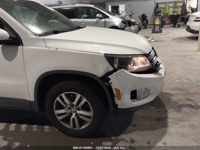 WVGBV3AXXEW505759 Volkswagen TIGUAN S