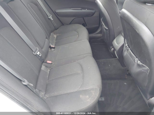 KIA Optima Lx 2018 5XXGT4L3XJG257105 Image 8