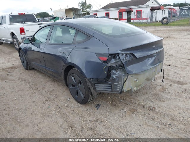 2023 TESLA MODEL 3 5YJ3E1EA0PF705009 Photo 2