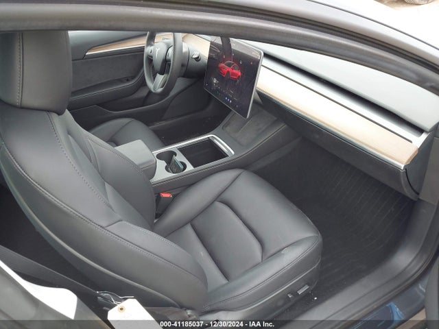2023 TESLA MODEL 3 5YJ3E1EA0PF705009 Photo 4