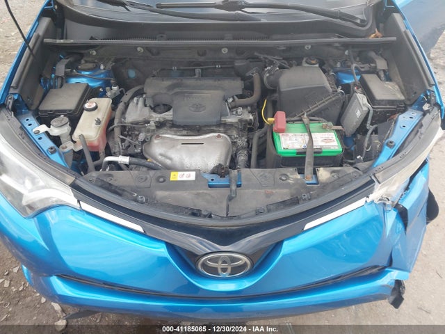 Toyota Rav4 Xle 2017 JTMRFREV0HJ120868 Image 10