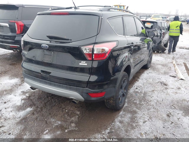 1FMCU0GD8HUE27467 Ford ESCAPE SE