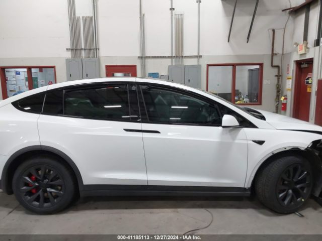 7SAXCBE63RF440245 Tesla Model X Plaid Tri Motor All-wheel Drive