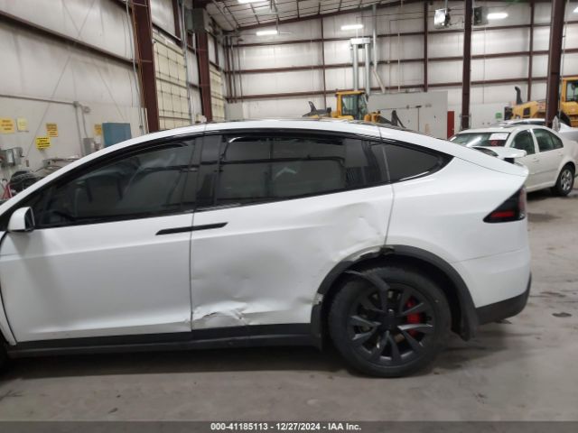 7SAXCBE63RF440245 Tesla Model X Plaid Tri Motor All-wheel Drive