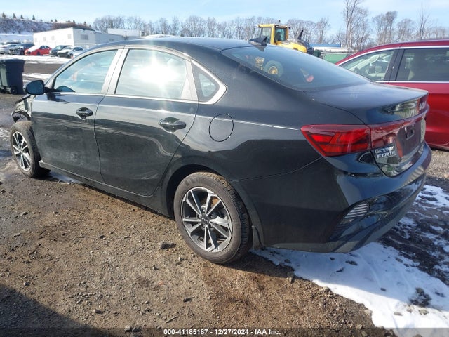KIA Forte Lxs 2023 3KPF24AD6PE692134 Image 3