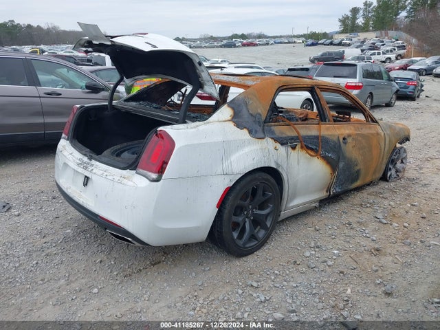 2C3CCABG3NH245208 Chrysler 300 S