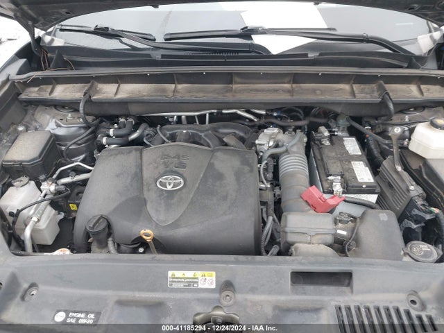 Toyota Highlander Xle 2022 5TDGZRAH2NS550219 Image 10