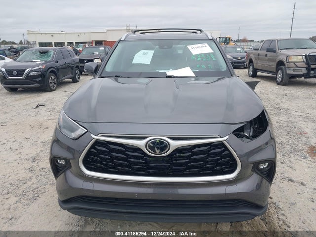 Toyota Highlander Xle 2022 5TDGZRAH2NS550219 Image 13