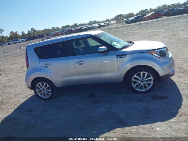 KIA SOUL + 2019 KNDJP3A58K7661538 Image 13