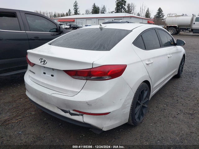 Hyundai ELANTRA SEL 2018 5NPD84LF4JH393846 Image 4