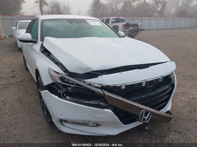 1HGCV1F33JA099724 Honda Accord Sport