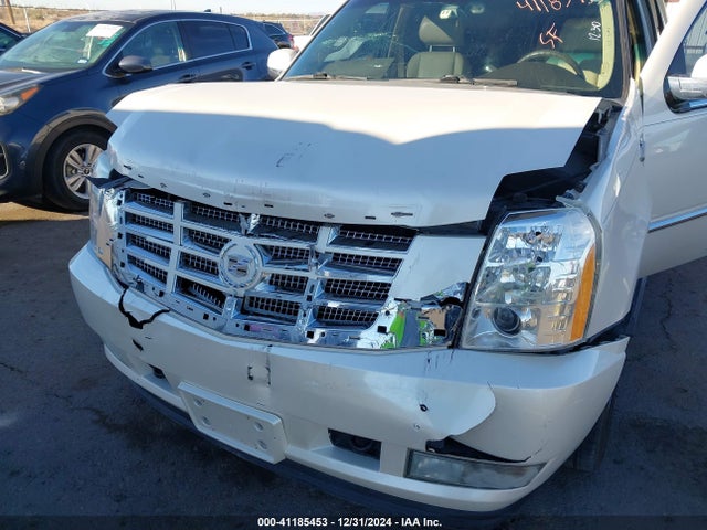 2010 CADILLAC ESCALADE ESV 1GYUKJEF0AR200835 Photo 5