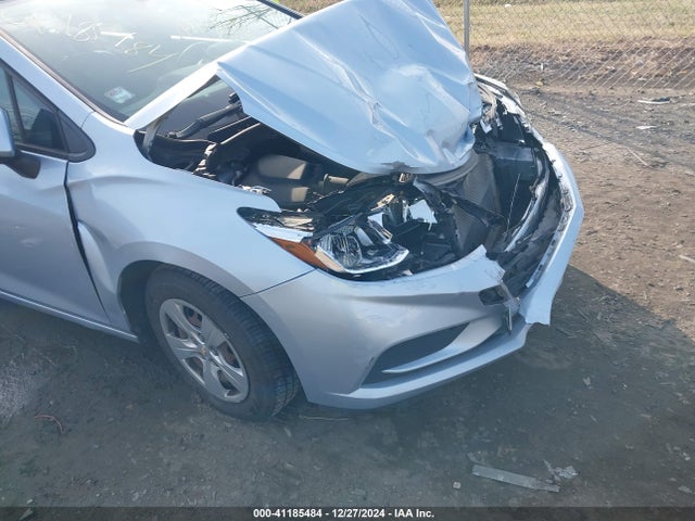 Chevrolet Cruze Ls Auto 2017 1G1BC5SM9H7195492 Image 6