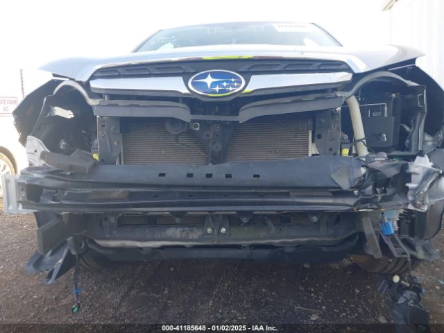 JF2SJARC3JH443093 Subaru Forester 2.5i Limited