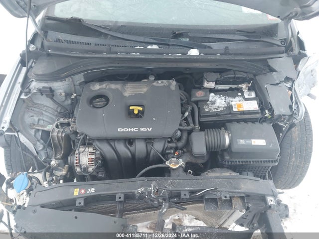 Hyundai ELANTRA SE 2017 5NPD74LF2HH205659 Image 10