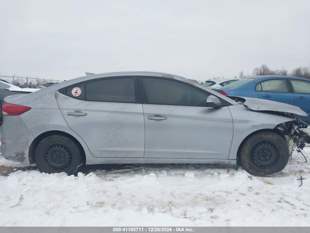 Hyundai ELANTRA SE 2017 5NPD74LF2HH205659 Image 14