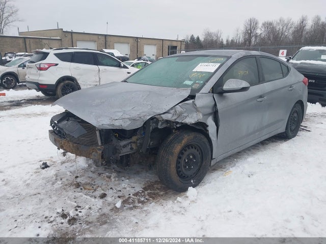 Hyundai ELANTRA SE 2017 5NPD74LF2HH205659 Image 2